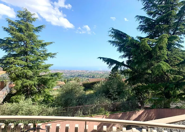 Etna Royal View