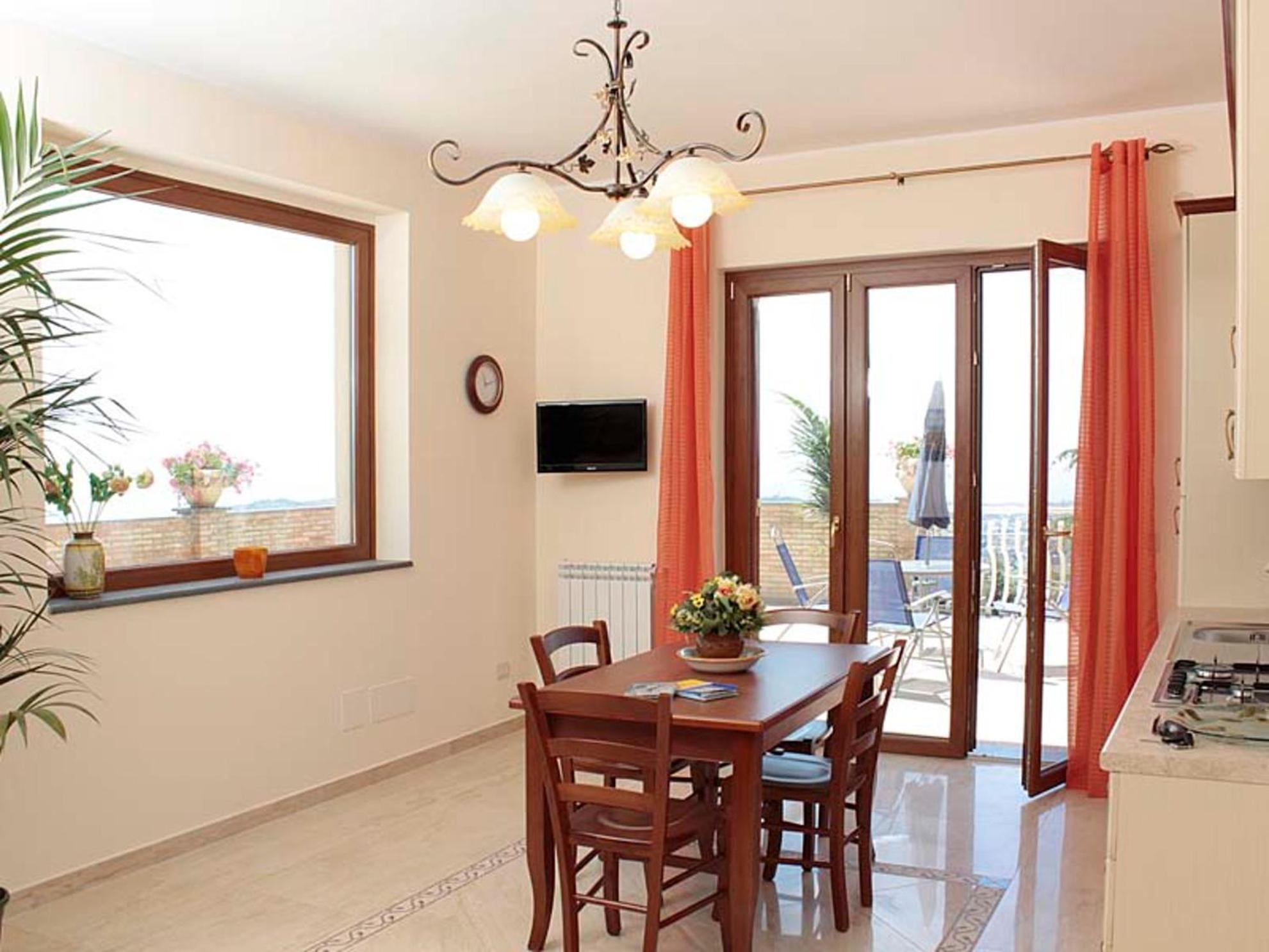 Etna Royal View Aparthotel