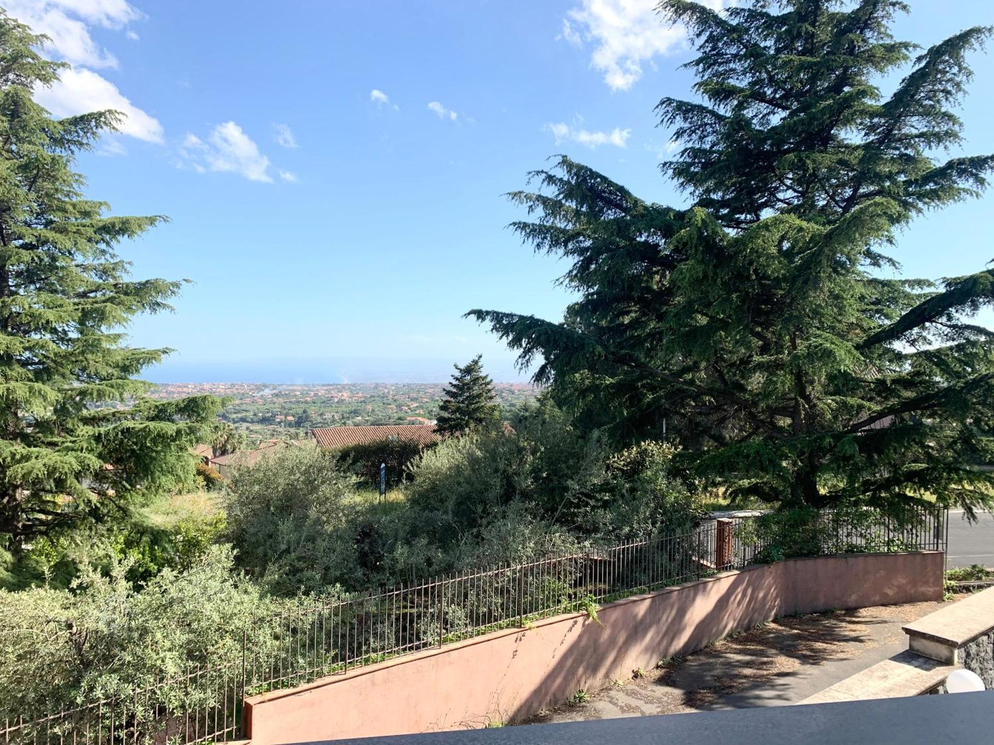 Etna Royal View Aparthotel Trecastagni
