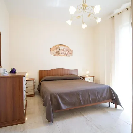 Etna Royal View Aparthotel Trecastagni Buitenkant foto