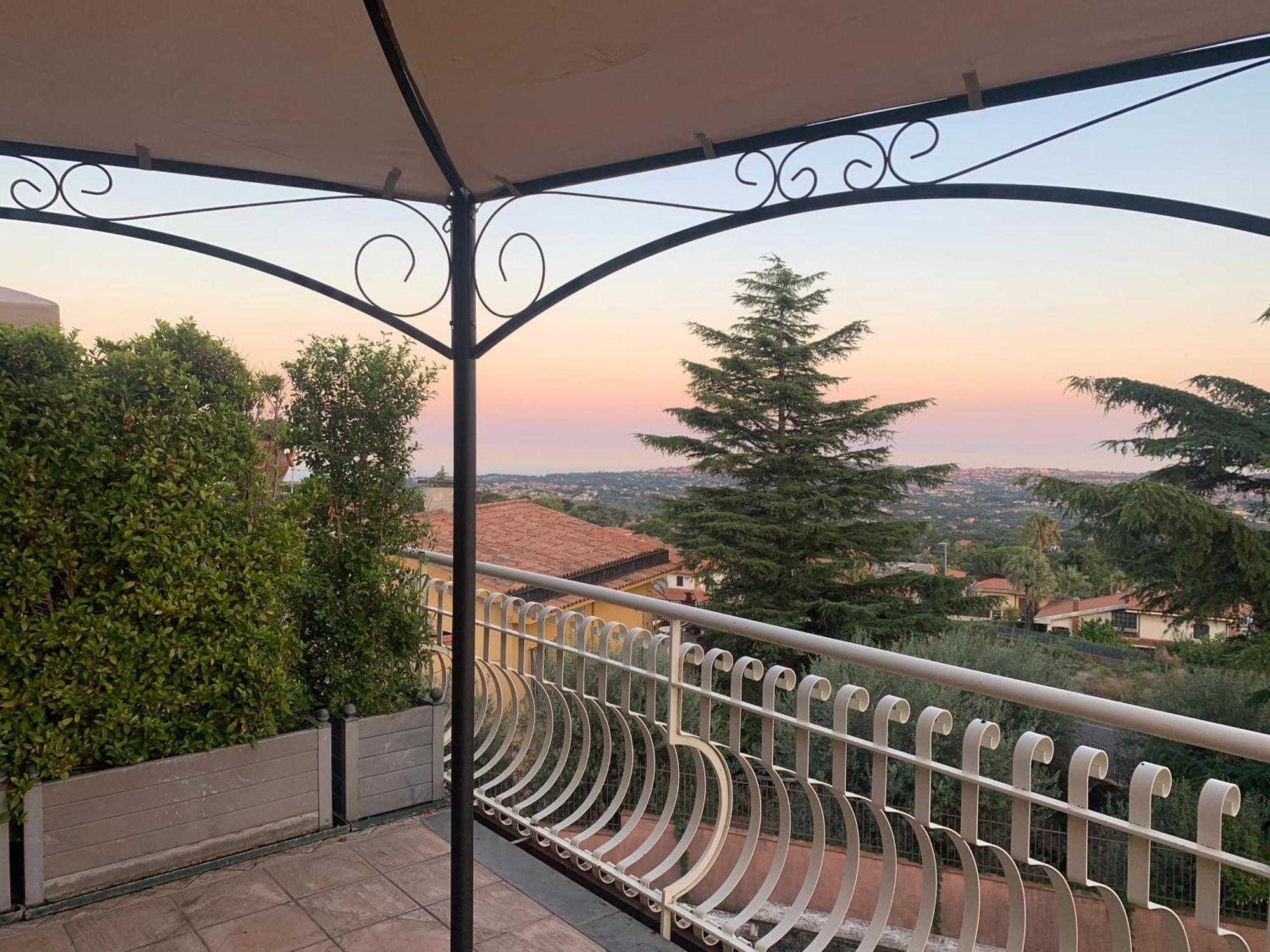 Aparthotel Etna Royal View Trecastagni